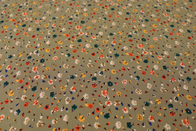 Штапель набивной 30136 Мелкие цветы на оливковом - изображение