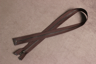 Молния разъёмная 80см Т5 металл  КНР Коричневый/ч.никель - изображение