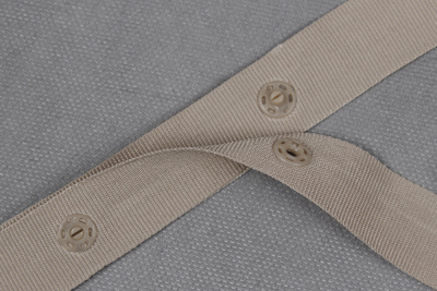 Кнопки пришивные потайные на ленте 20мм Бежевый - изображение