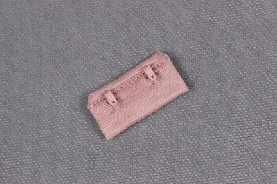 Застежка для бюстгальтера 32мм 3ряда 2крючка Пудра - изображение