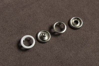 Кнопки пробивные 9,5мм рубашечные/кольцо Белый - изображение