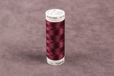 Нить для вышивания POLY SHEEN Mettler 100% полиэстер-трилобаль 200м. 2123 - изображение