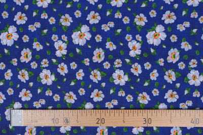 Бязь-универсал П13-150 ИВ Цветы на синем - изображение