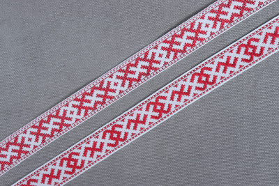 Лента 17мм жаккардовая 9711 Славянский орнамент Оберег Белый/красный - изображение