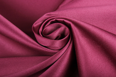 Русский атлас Свекольный - изображение