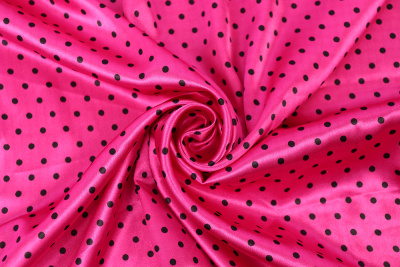 Атлас Черный горох 4мм. На Розовом - изображение