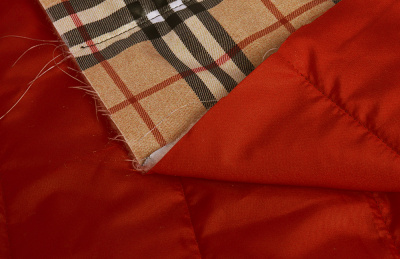 Стежка курточная сендвич 150 гр/м.кв. Клетка/красный - изображение