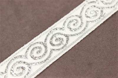 Лента 18мм жаккардовая 8681 Бесконечность Белый/серебро - изображение