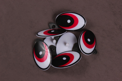 Глаза винтовые нарисованные 61*39мм Красный/Черный/белый - изображение