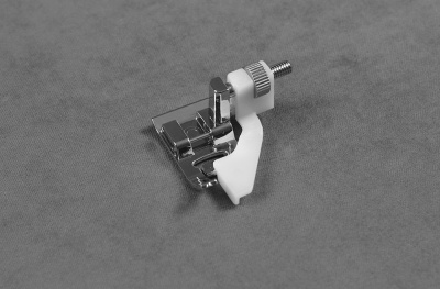 Лапка для потайной строчки "Зиг-Заг" 5мм - изображение