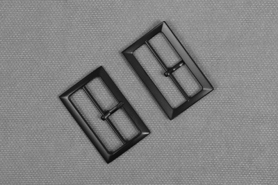 Пряжка металическая 15*30мм с язычком Черный - изображение