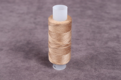 Нитки 35лл 200м лавсан Россия Бежевый 4802 - изображение