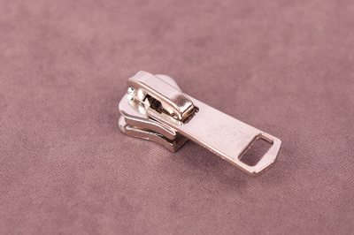 Бегунок для молнии Т8 Металл Никель - изображение