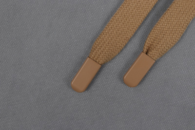 Шнурок 1,8*140см плоский х/б (метал.наконечник) Бежевый - изображение