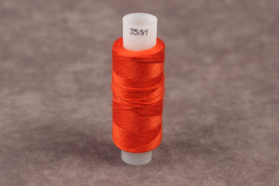 Нитки 35лл 200м лавсан Россия Красный 0810 - изображение