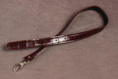 Ремешок эко- кожа 60см с карабином Бордовый - изображение