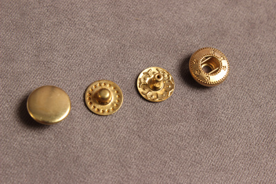 Кнопки пробивные 10мм Альфа Золото - изображение