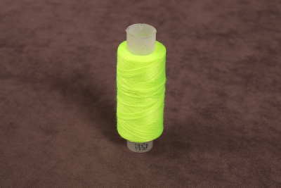 Нитки 45лл 200м лавсан Россия Зеленый Неон 3805 - изображение