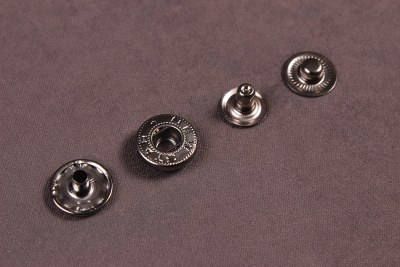 Кнопки пробивные 15мм Альфа Т.никель - изображение