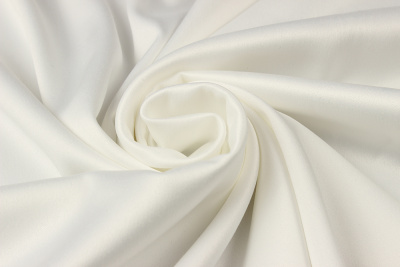 Русский атлас Молочный - изображение