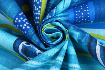 Бязь набивная 262 Ив 120 гр/м.кв. Ночная гонка - изображение