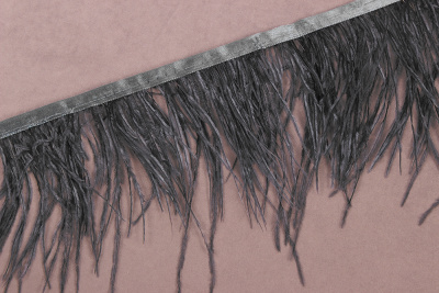 Тесьма 110мм из перьев страуса Серый - изображение
