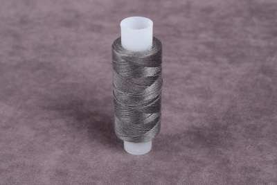 Нитки 35лл 200м лавсан Россия Т.Серый 6810 - изображение
