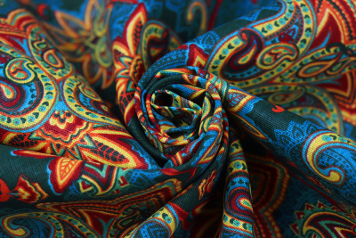 Бязь-универсал П13-150 ИВ Огурцы и цветы на морской волне - изображение