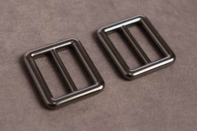 Пряжка металлическая Рамка с перекладиной 25мм Т.Никель - изображение
