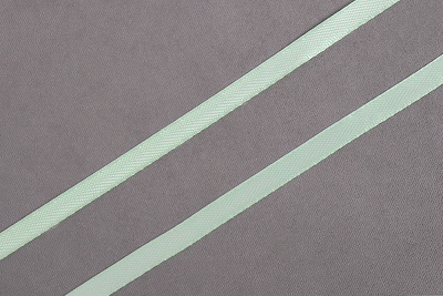 Лента атласная 6мм Св.Зеленый Н35 - изображение