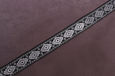 Тесьма жаккардовая 33мм Узоры рис.3 Черный/Серебро - изображение