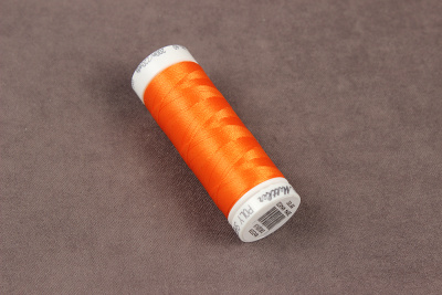 Нить для вышивания POLY SHEEN Mettler 100% полиэстер-трилобаль 200м. 1102 - изображение