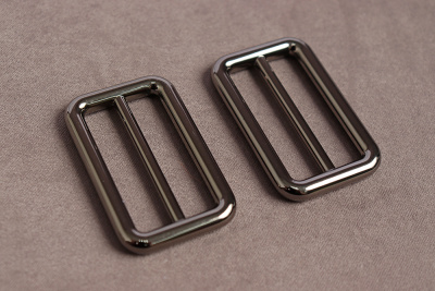 Пряжка металлическая Рамка с перекладиной 38мм Т.Никель - изображение