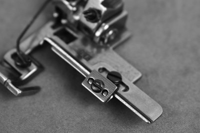 Лапка для обрезки края 5,6мм к ПШМ  металл Никель - изображение