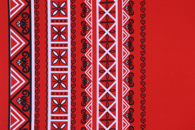 Габардин набивной бордюр Славянский рисунок на красном - изображение