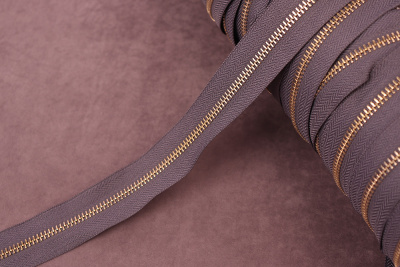 Молния металлическая  рулонная Т5 Серый 311/Золото - изображение