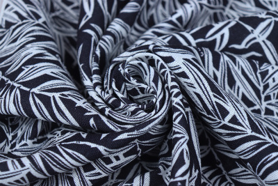 Лен-вискоза 3482 Листья Белый/т.синий - изображение