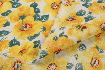 Хлопок набивной Желтые цветы на белом - изображение