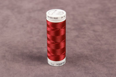 Нить для вышивания POLY SHEEN Mettler 100% полиэстер-трилобаль 200м. 1800 - изображение