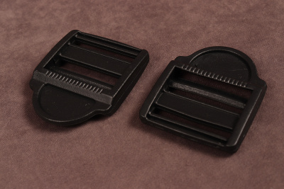 Пряжка регулирующая 40мм Черный - изображение