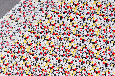 Поплин набивной Цветы на белом - изображение