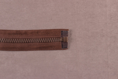 Молния 90см разъёмная трактор Т5 КНР Коричневый 303 - изображение