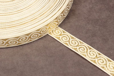 Лента 18мм жаккардовая 8681Бесконечность Белый/золото - изображение