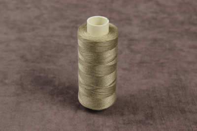Нитки Dor Tak 40/2 400 ярд 661 Св.хаки - изображение