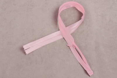 Молния потайная 50см нейлон Пыльный розовый 377 - изображение