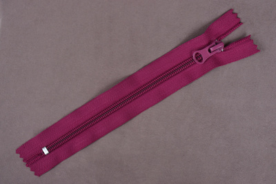 Молния 18см Т5 неразъемная спираль Фуксия 143 - изображение