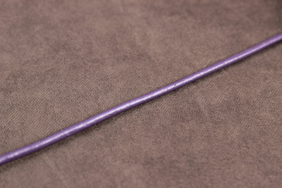 Шнур кожаный 2мм Сиреневый - изображение