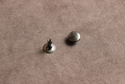 Хольнитены 7*7мм Т.никель - изображение