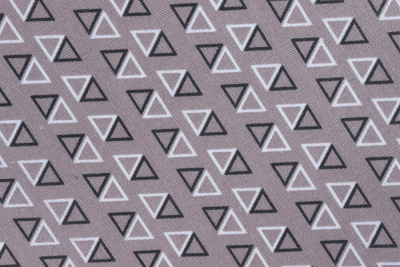 Бязь набивная 262 Ив 122 гр/м о/м Треугольники на сером - изображение