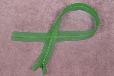 Молния потайная 50см на сетке Св.Зеленый 231 - изображение